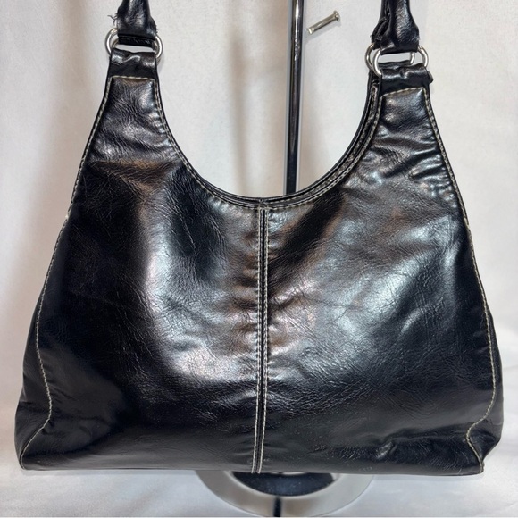 St. John’s Bay Black Faux Leather Handbag Shoulder Bag - Picture 2 of 8